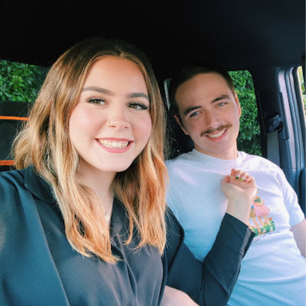 Meet your Posher, Kayla